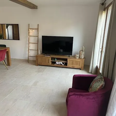 Jolie Maison Style Champenois Classement 3 Etoiles De France * Barberey-Saint-Sulpice